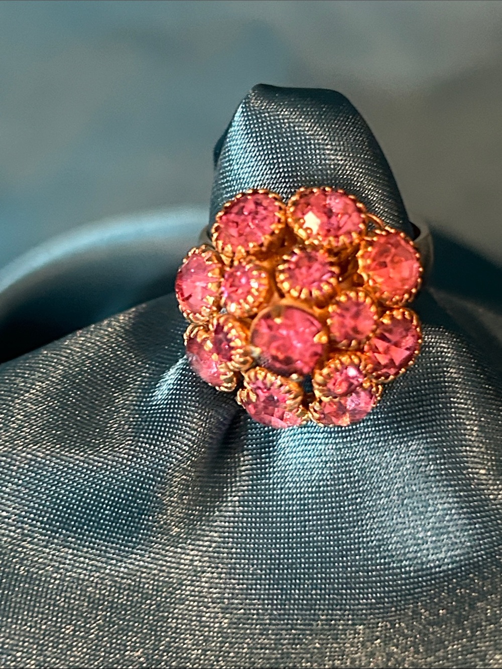 Sarah Coventry Fashion Ring